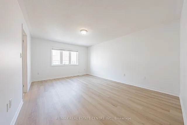 Additional image 31 of 13 Sail Rd