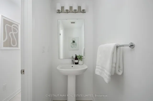 Additional image 7 of 4045 Hickory Dr Unit 8