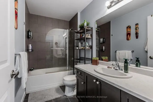 Additional image 26 of 85 Robinson St Unit 103