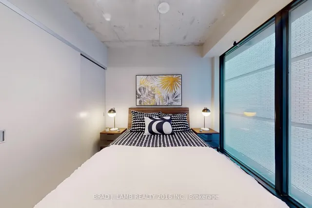 Additional image 31 of 195 McCaul St Unit 318