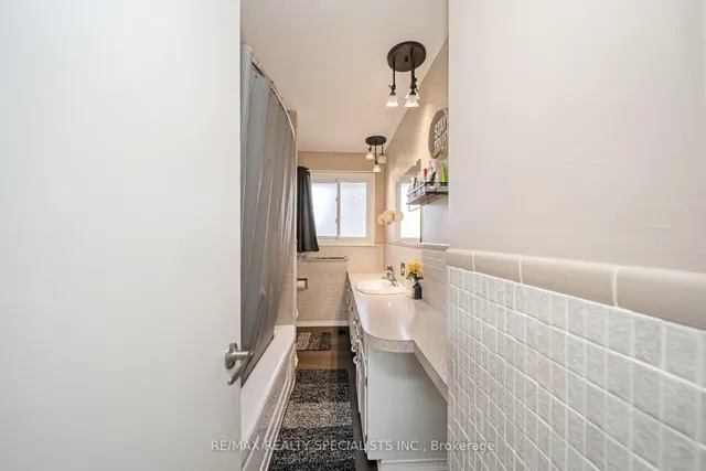 Additional image 29 of 158 Hickson Dr