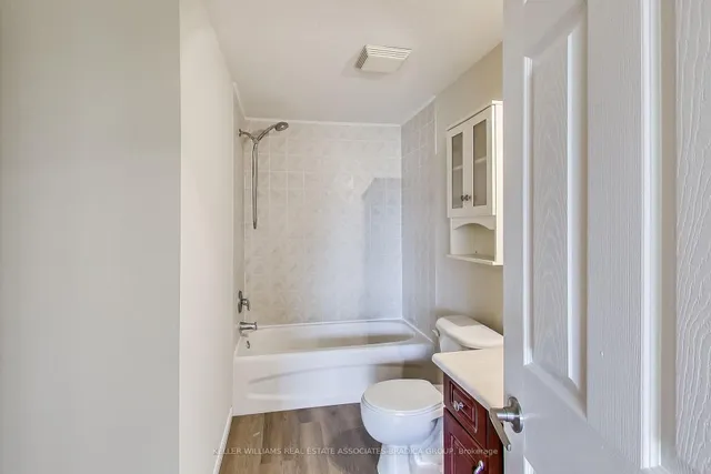 Additional image 12 of 102 Rochefort St