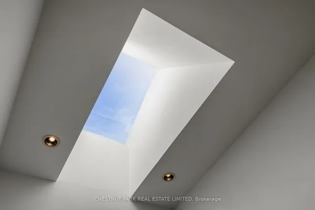 Additional image 33 of 21 Hector Ave