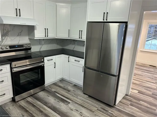 Additional image 15 of 133 Corman Ave