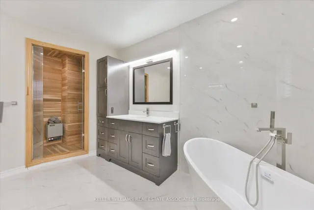 Additional image 23 of 33 Hartford Tr