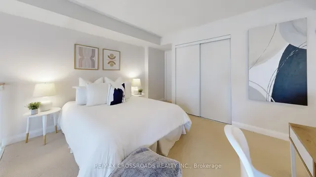 Additional image 19 of 18 Merton St Unit 716