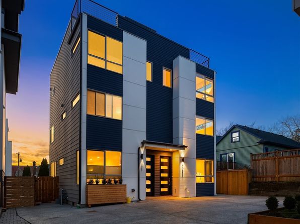 Property image for 4123 Wallingford Avenue N, Seattle, WA 98103