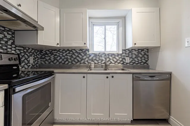 Additional image 15 of 58 Lorne Ave