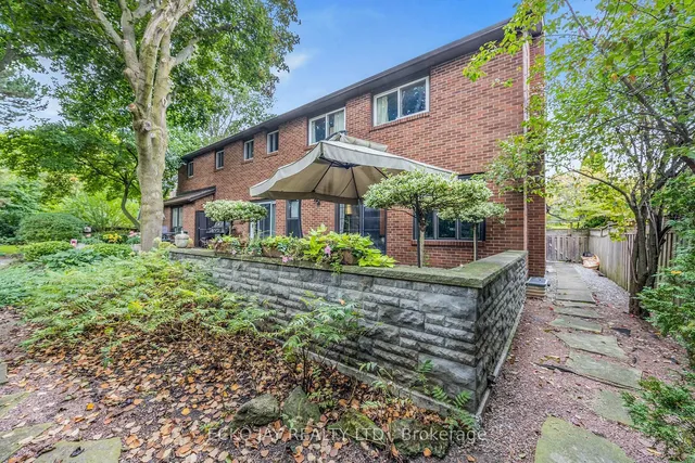 Additional image 30 of 11 Tofino Cres