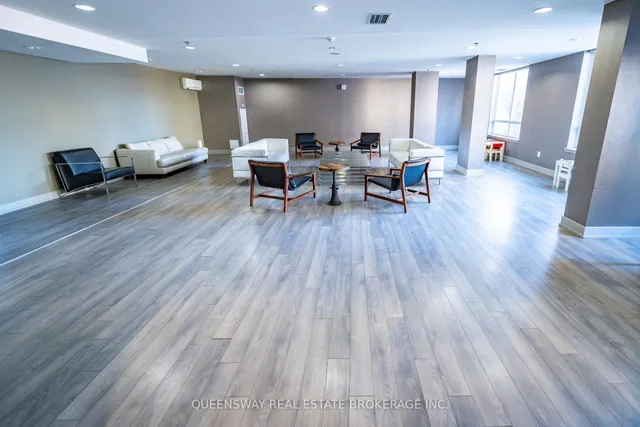 Additional image 26 of 816 Lansdowne Ave Unit 307