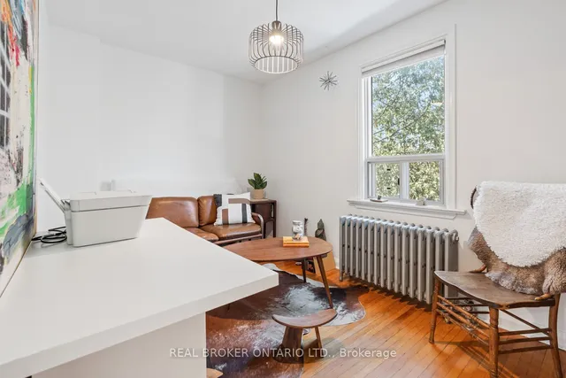 Additional image 22 of 130 Harvie Ave