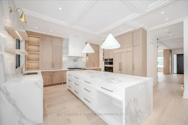 Additional image 10 of 208 Shaver Ave