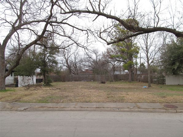 1583 N Atoll Dr, Dallas, TX 75216