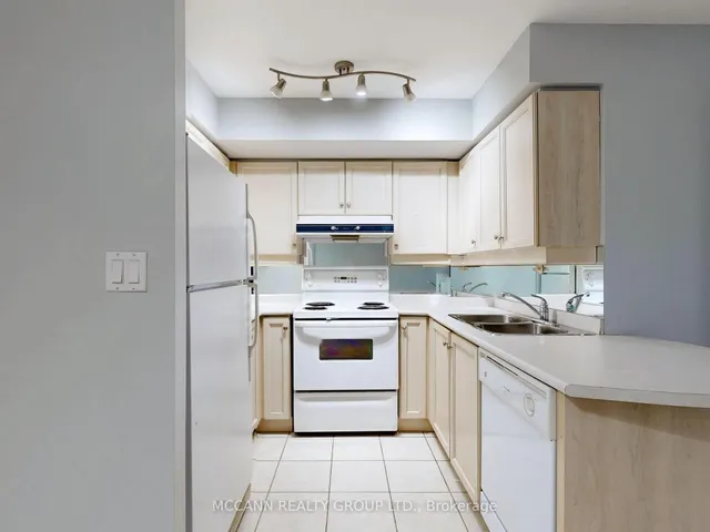 Additional image 11 of 2 Rean Dr Unit 613