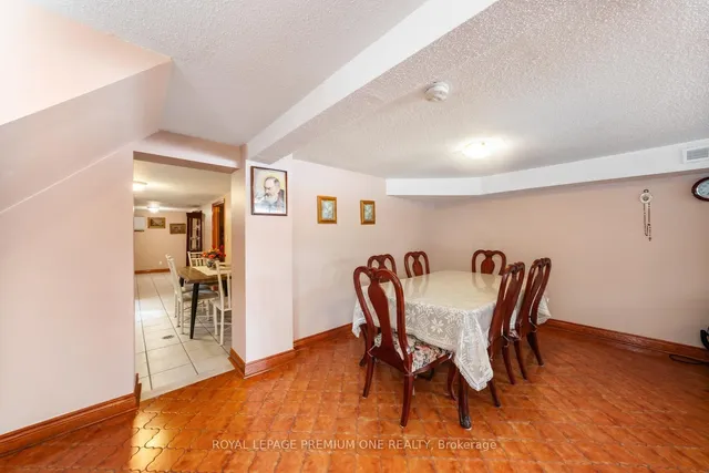 Additional image 28 of 92 Magellan Dr