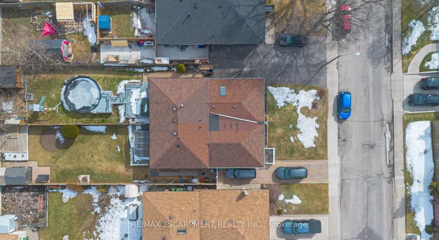 Additional image 33 of 69 CRANBROOK Dr
