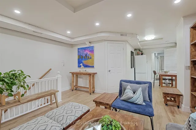 Additional image 6 of 105 Runnymede Rd