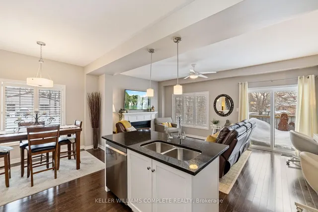 Additional image 11 of 215 Dundas St Unit 31