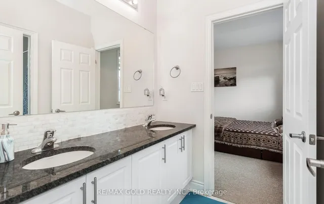 Additional image 35 of 4 Buttonwood Rd