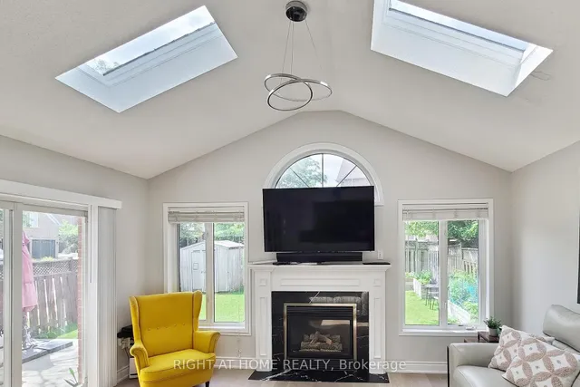 Additional image 13 of 44 Ribbon Dr