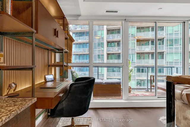 Additional image 14 of 51 East Liberty St Unit 715