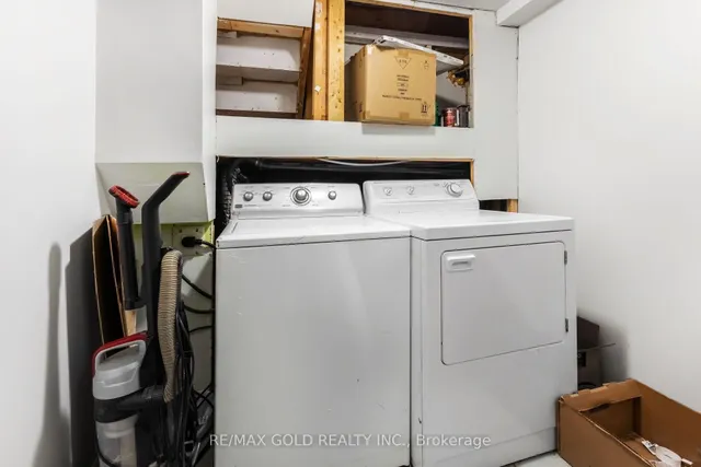 Additional image 31 of 7560 Goreway Dr Unit 18