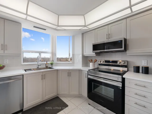 Additional image 12 of 5418 Yonge St Unit 1705