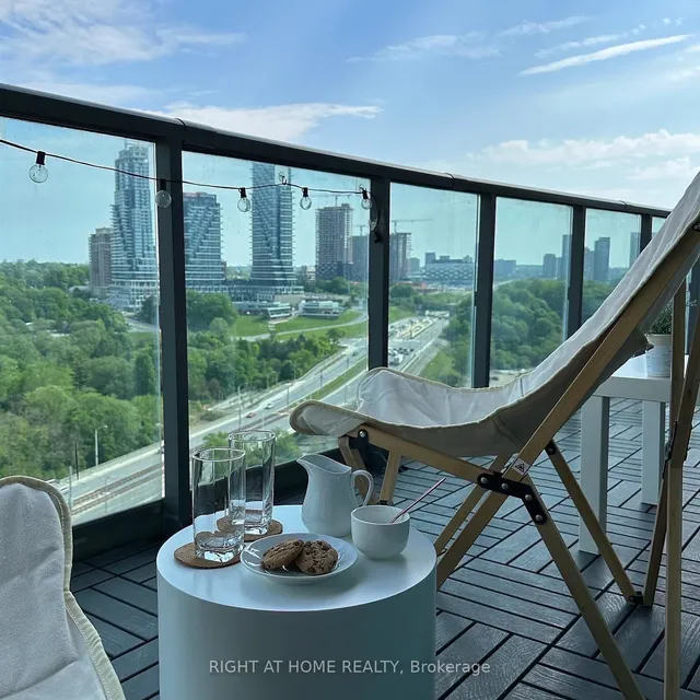 Additional image 24 of 35 Brian Peck Cres Unit 1005