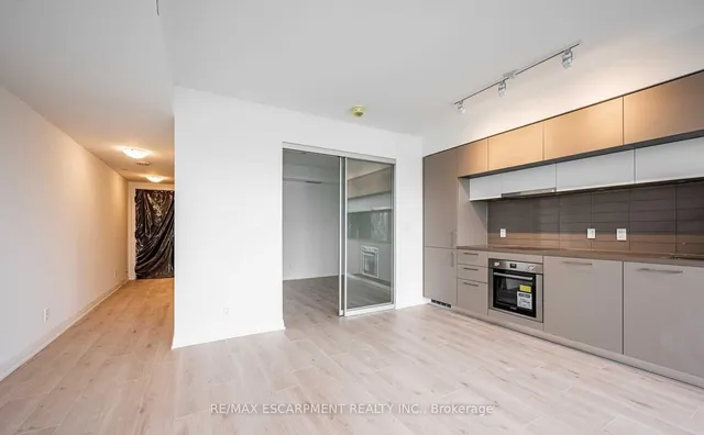 Additional image 4 of 99 Foxbar Rd Unit 1107