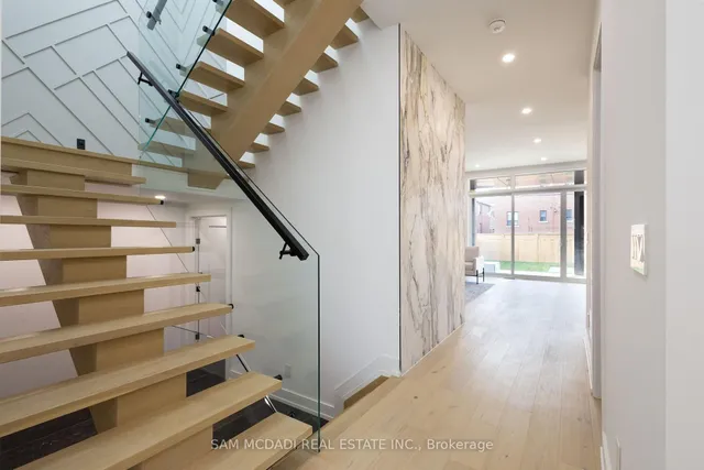 Additional image 18 of 24 Twenty First St