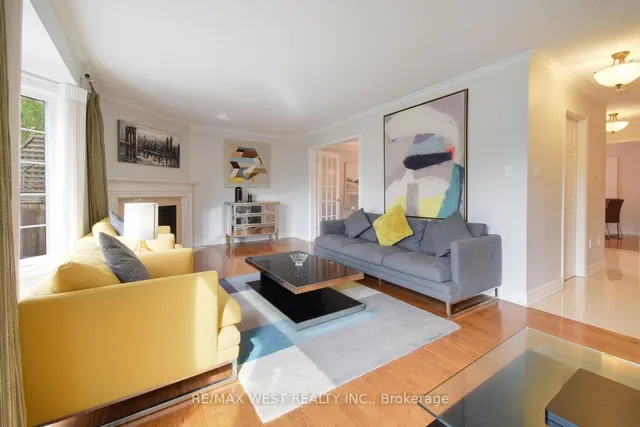 Additional image 9 of 2145 Country Club Dr Unit 6