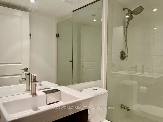 Additional image 9 of 386 Yonge St Unit 3615