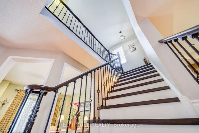 Additional image 23 of 4 Farad Crt