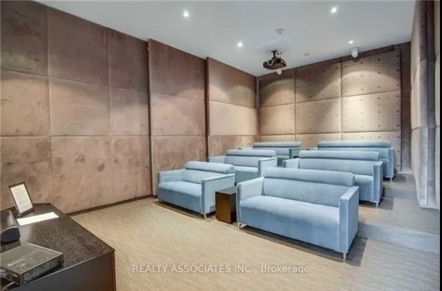 Additional image 11 of 832 Bay St Unit 1309