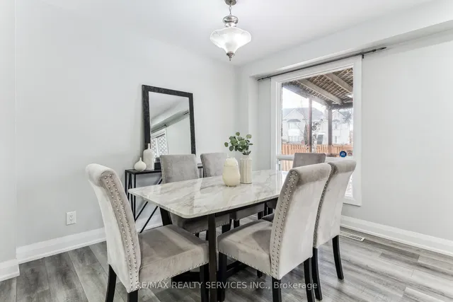 Additional image 16 of 22 Newbridge Cres