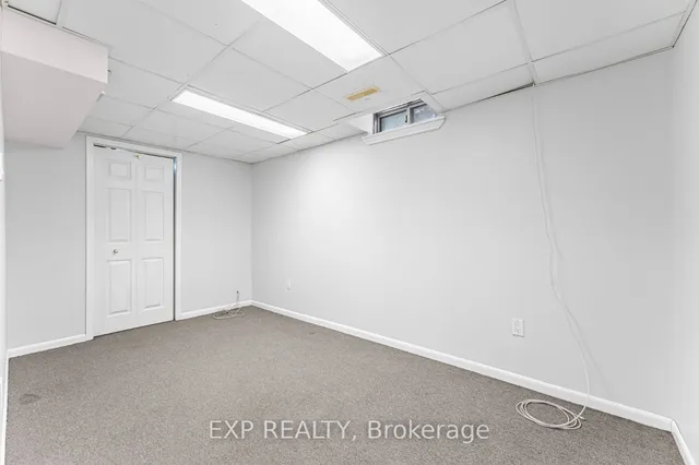 Additional image 36 of 53 Wickstead Crt