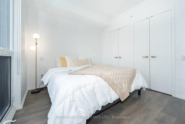 Additional image 20 of 45 Charles St Unit 1809