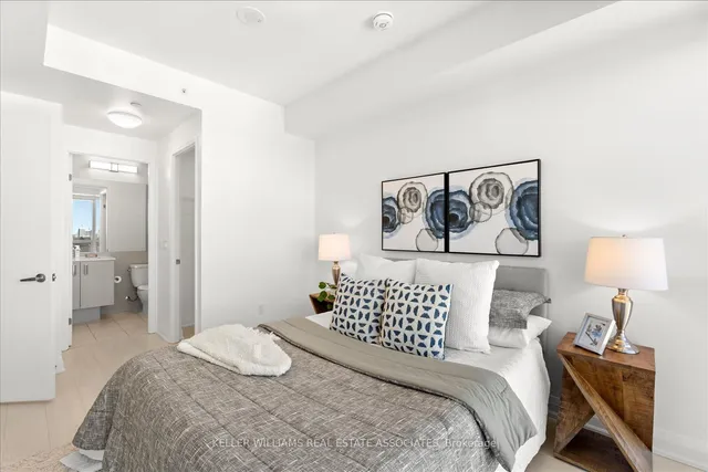 Additional image 18 of 10 Gibbs Rd Unit PH1009