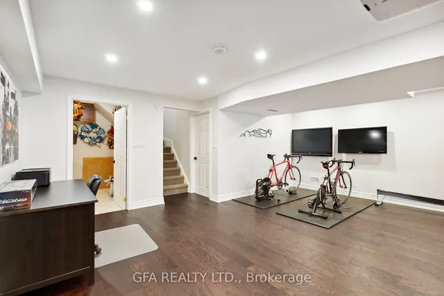 Additional image 23 of 46 Whiterock Ave