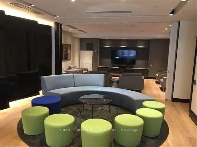 Additional image 11 of 30 Roehampton Ave Unit 1803