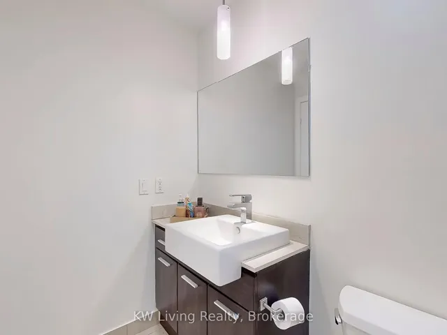 Additional image 12 of 770 Bay St Unit 1403