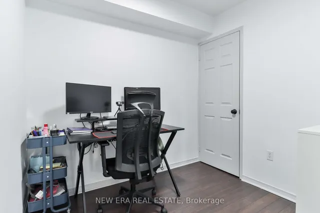 Additional image 18 of 15 Michael Power Pl Unit 203