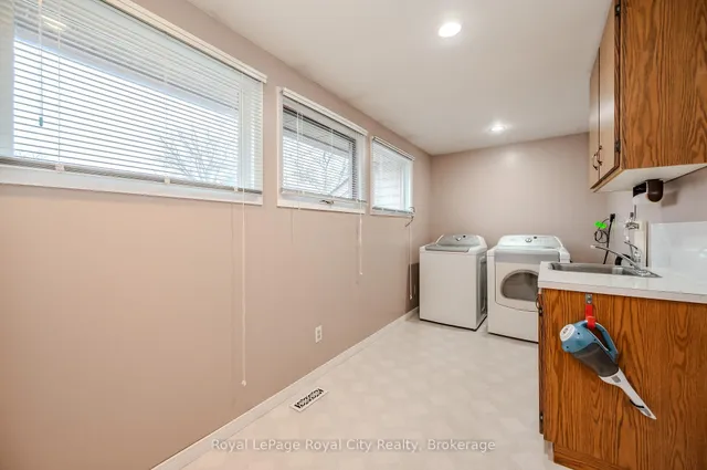 Additional image 20 of 27 Shuh Ave