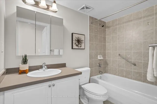 Additional image 20 of 3 Marine Parade Dr Unit 1706