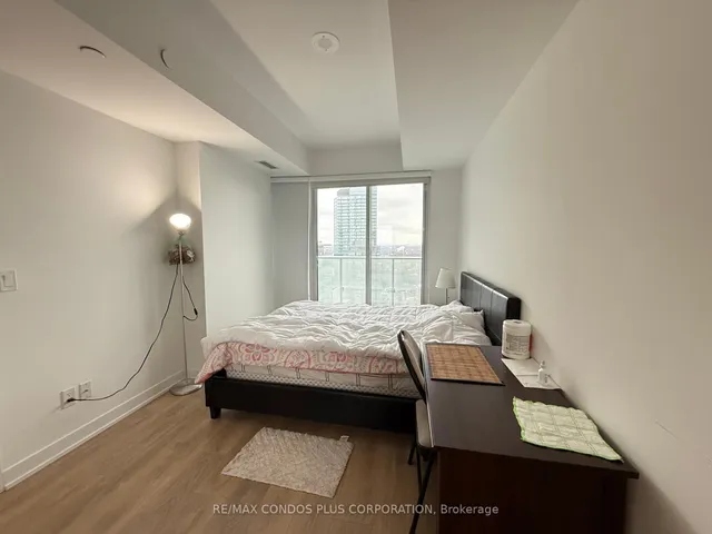 Additional image 4 of 501 Yonge St Unit 3512