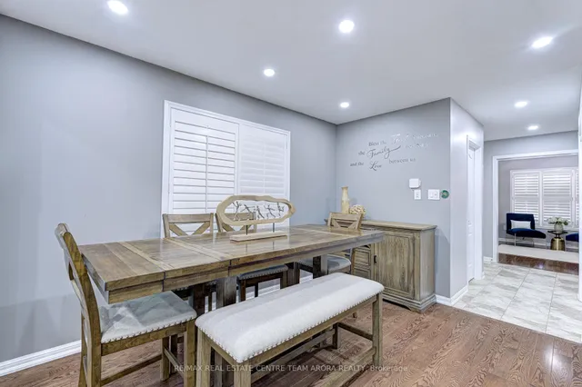 Additional image 9 of 23 Berberis Cres