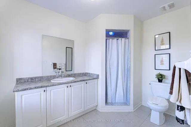 Additional image 26 of 24 Cookview Dr