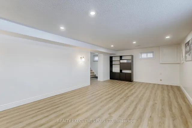 Additional image 25 of 6 Azrock Rd