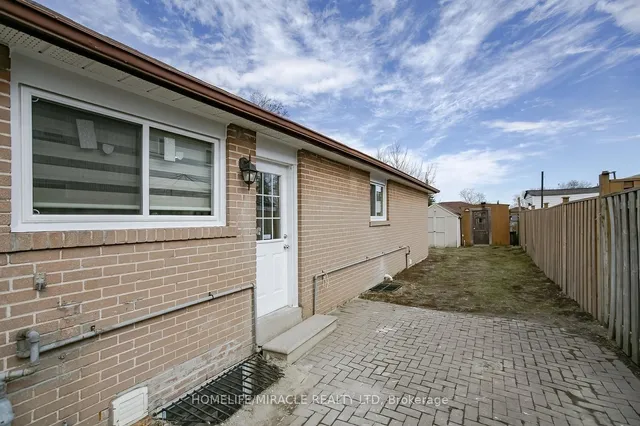 Additional image 39 of 35 Deeside Cres