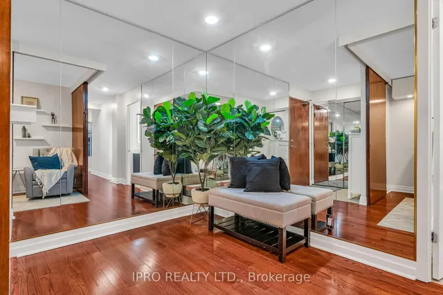 Additional image 32 of 500 Queens Quay Unit 210E